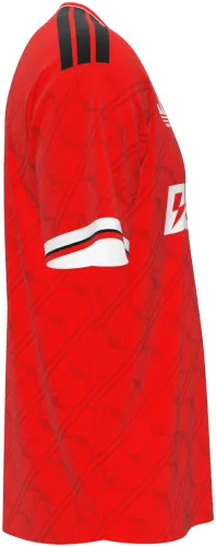 Camisa terceiro uniforme do Flamengo 2026 vermelha com escudos tom sobre tom, frente e costas