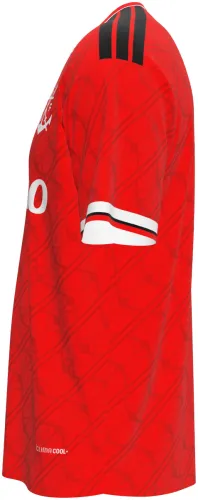 Camisa terceiro uniforme do Flamengo 2026 vermelha com escudos tom sobre tom, frente e costas