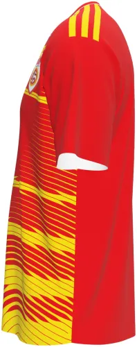 Camisa titular da Macedônia do Norte 2026 vermelha com raios amarelos, frente e costas