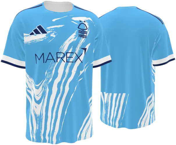 Camisa terceiro uniforme do Nottingham Forest 2026 - 2027 azul-claro com veios brancos, frente e costas