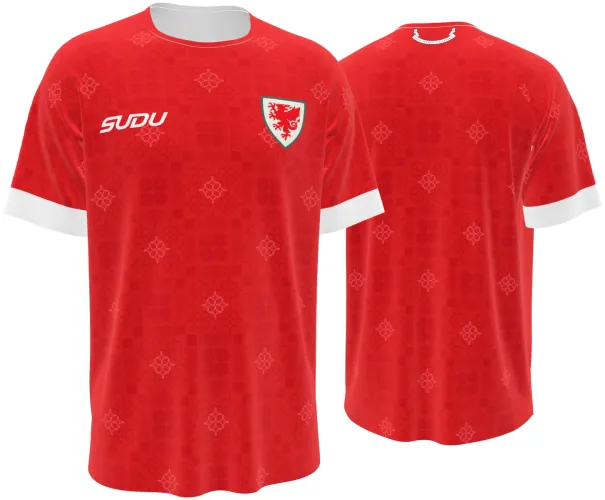 Camisa titular do País de Gales 2026 - 2027 vermelha com ladrilho celta tom sobre tom, frente e costas
