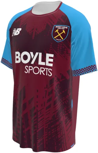 Camisa titular do West Ham 2026 - 2027 vinho com mangas azul-claro, frente e costas
