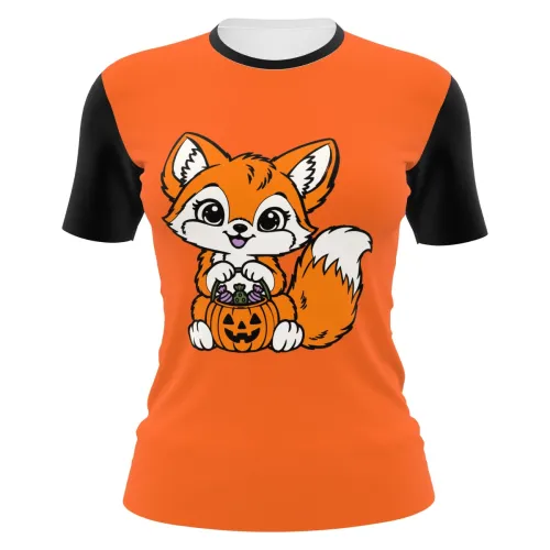 Camisa inteira com fundo laranja, mangas e gola pretas, e uma raposinha fofa segurando uma abóbora cheia de doces estampada na frente.