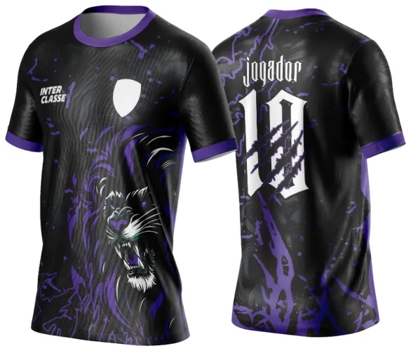 Camisa preta com detalhe de leão rugindo em roxo e branco na frente, escudo branco e texto INTER CLASSE. Costas com número 10 branco marcado por garras roxas e texto JOGADOR em branco.