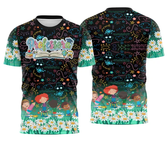 Foto de uma camisa feminina com logo no peito e estampa grande colorida nas costas, destacando elementos lúdicos que remetem ao universo infantil e à profissão de professora da educação infantil, com design alegre e convidativo.