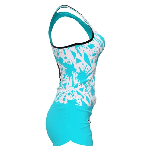 Camisa feminina de vôlei e futevôlei com estampa splash azul e branca, detalhes modernos, número e nome personalizados, cobrindo frente, costas e mangas.