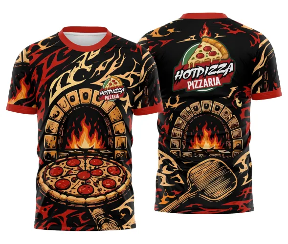 Camisa preta e vermelha com logo no peito representando uma pizzaria e estampa grande nas costas com um forno em chamas vibrantes, destacando o estilo dinâmico da equipe.