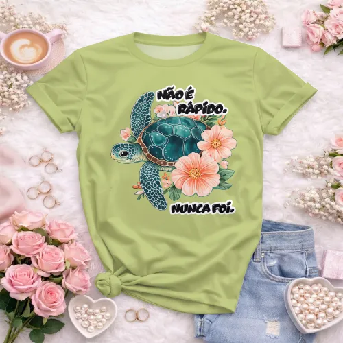 Camiseta educativa com frase debochada e divertida