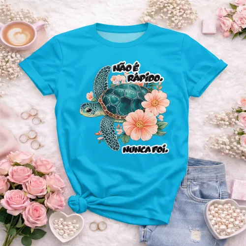 Camiseta educativa com frase debochada e divertida