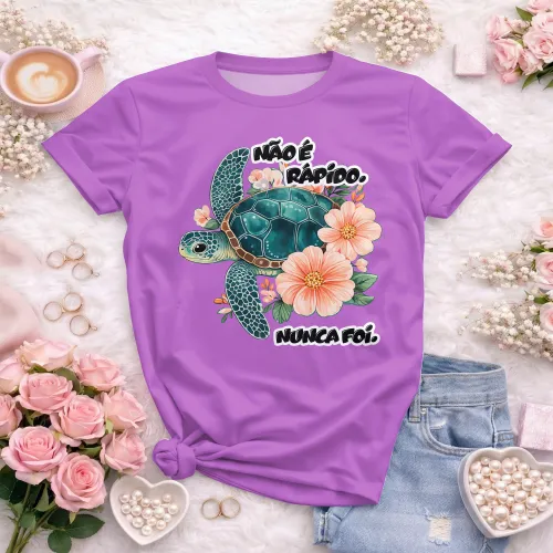 Camiseta educativa com frase debochada e divertida
