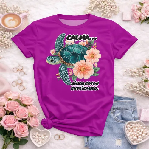 Camiseta Professora Divertida – Tartaruga Calma Explicando