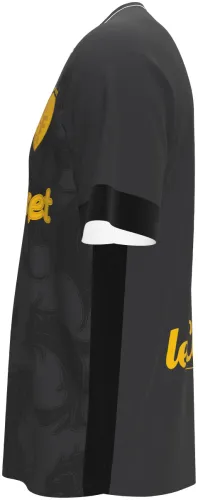 Camisa terceiro uniforme do Grenoble F38 2026 - 2027 preta com ornamento barroco e dourado, frente e costas