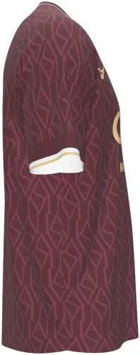 Camisa visitante do Monaco 2026 - 2027 bordô com padrão tom sobre tom e escudo dourado, frente e costas