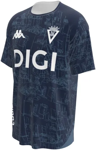 Camisa visitante do Cádiz CF 2026 - 2027 azul-marinho com a cidade desenhada a traço, frente e costas