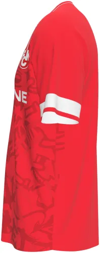 Camisa titular do Kaiserslautern 2026 - 2027 vermelha com grafismo do diabo tom sobre tom, frente e costas