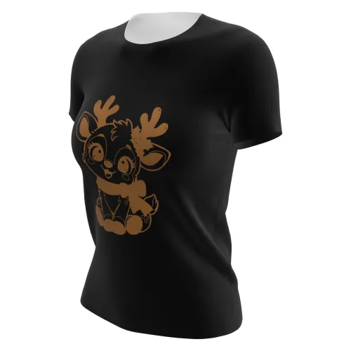 Camisa preta estampada na frente com uma rena natalina fofa, com laço vermelho e expressão alegre, ideal para celebrar o Natal com estilo divertido.