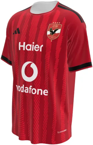 Camisa titular do Al Ahly SC 2026 - 2027 vermelha com listras finas e ombro preto, frente e costas