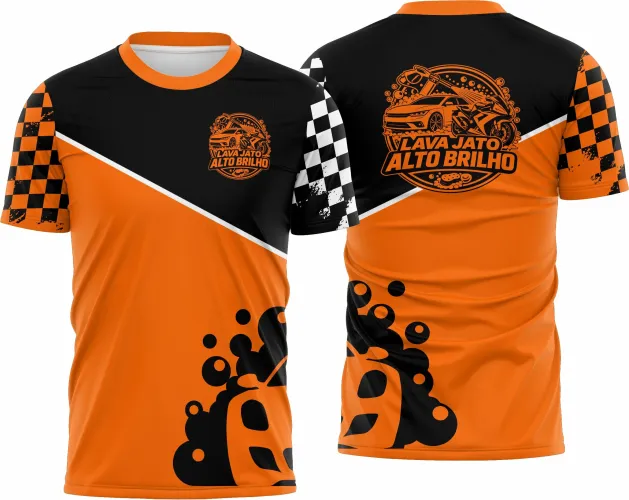 Camisa com logo no peito e estampa grande nas costas com design profissional inspirado em lava jato, cores vibrantes e visual moderno que destaca a identidade do serviço automotivo.