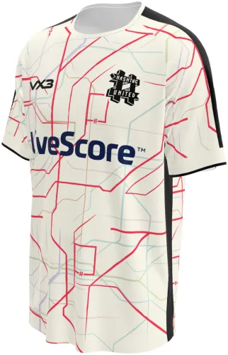 Camisa terceiro uniforme do Hashtag United 2026 - 2027 branca com mapa de metrô, frente e costas