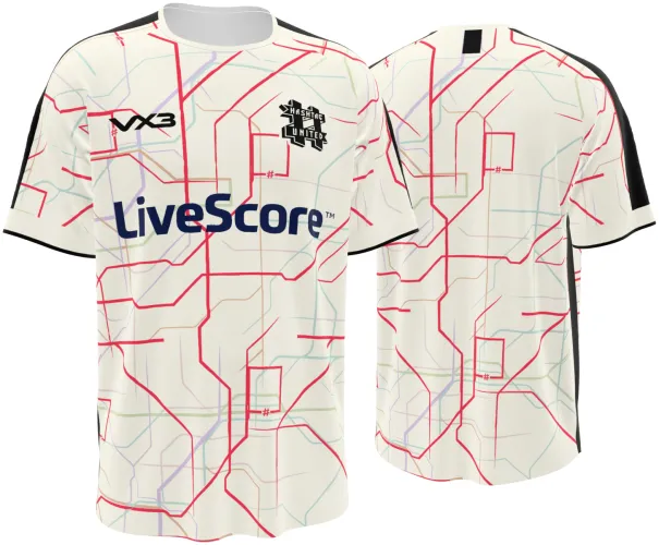 Camisa terceiro uniforme do Hashtag United 2026 - 2027 branca com mapa de metrô, frente e costas