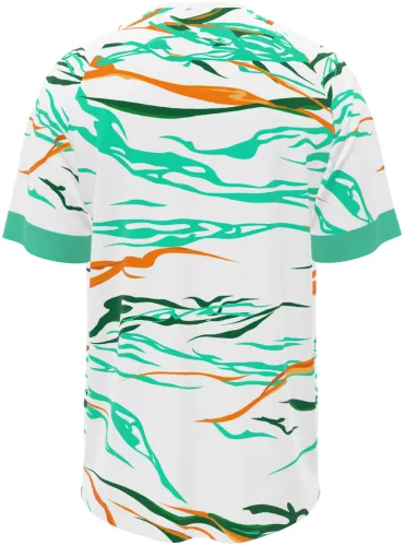 Camisa visitante do Simba Bhora 2025 branca com ondas verdes e laranjas, frente e costas