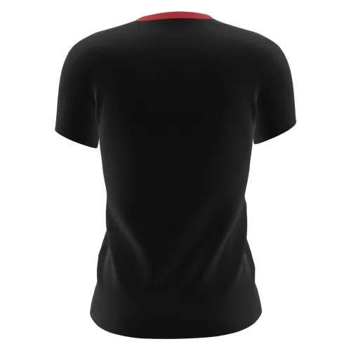 Camisa preta com gola vermelha, estampa natalina do Grinch de gorro e expressão divertida na frente, acompanhada da frase Modo Grinch Ativado, com costas lisas.