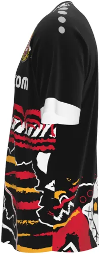 Camisa de goleiro do Dynamo Dresden 2026 - 2027 preta com grafismo vermelho e amarelo, frente e costas