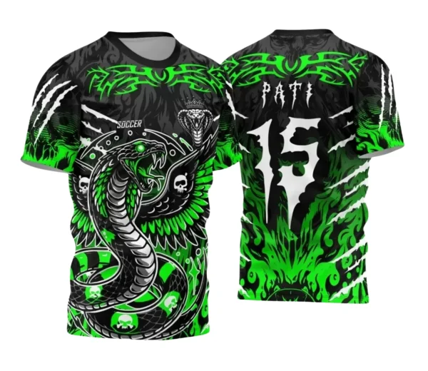 Camiseta Interclasse com Estampa de Cobra – Arte Exclusiva