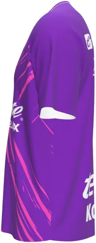Camisa de goleiro do Club Tijuana 2026 - 2027 roxa com riscos rosa, frente e costas