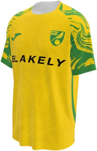 Camisa titular do Norwich City 2026 - 2027 amarela com marmorizado verde, frente e costas